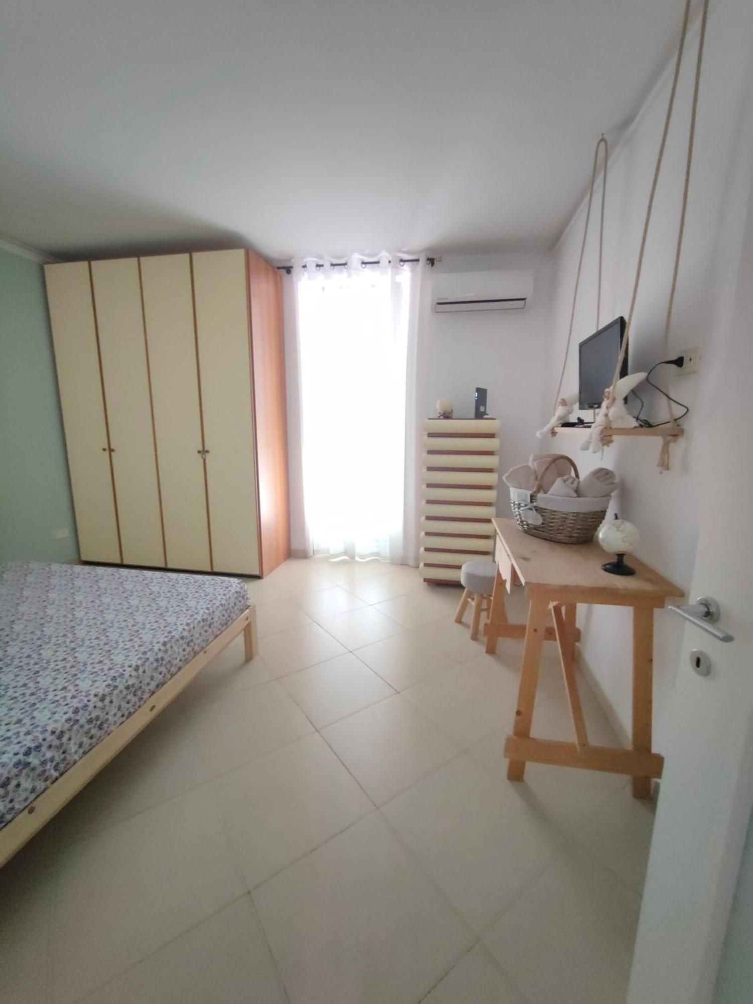 Titti'S Place Bari Bagian luar foto