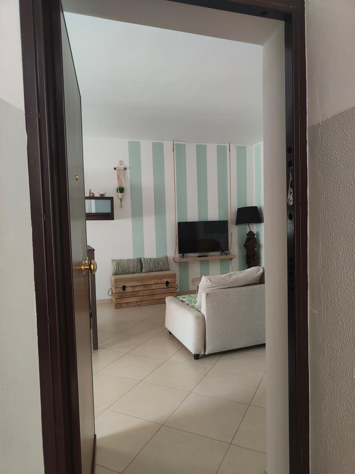 Titti'S Place Bari Bagian luar foto