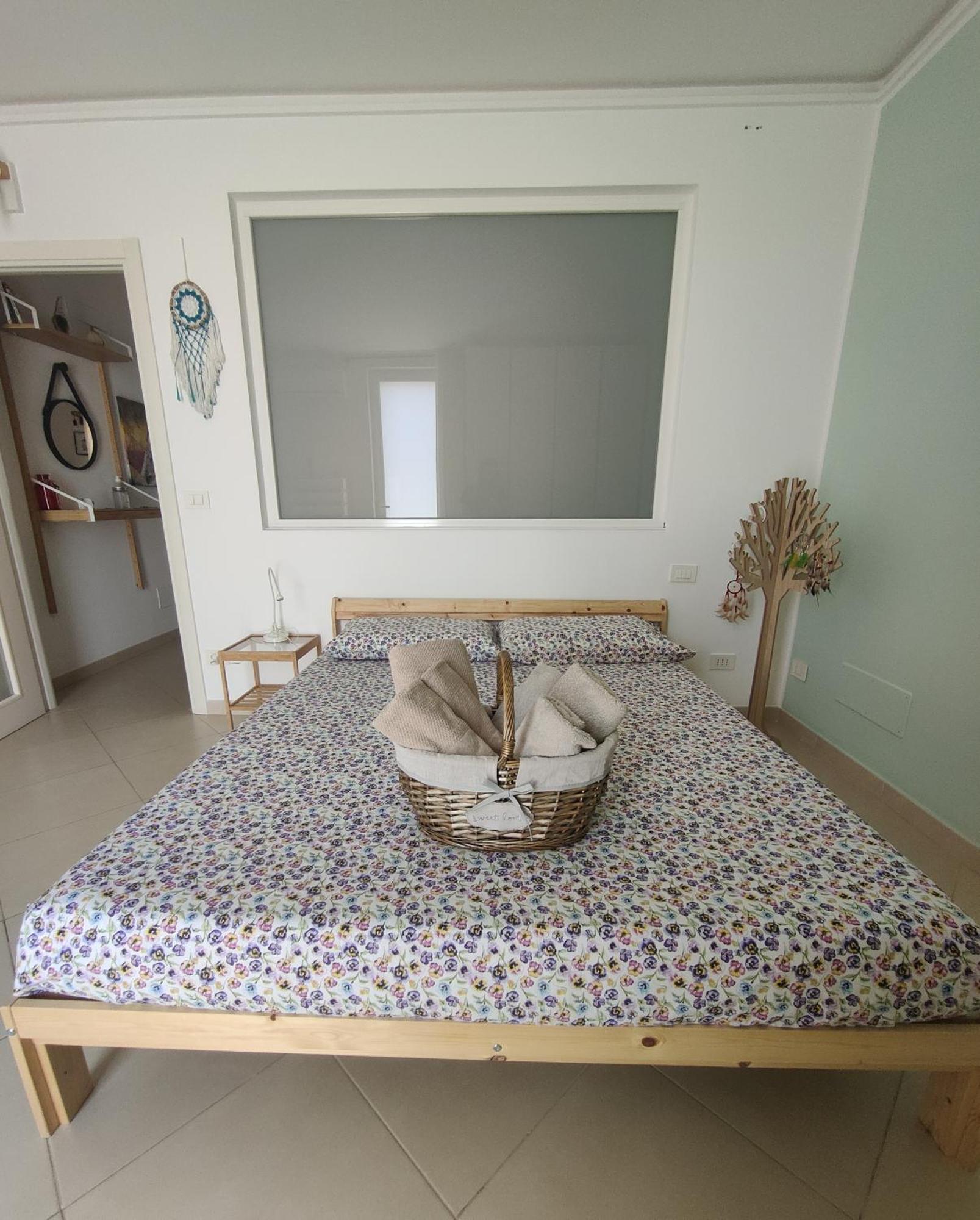 Titti'S Place Bari Bagian luar foto